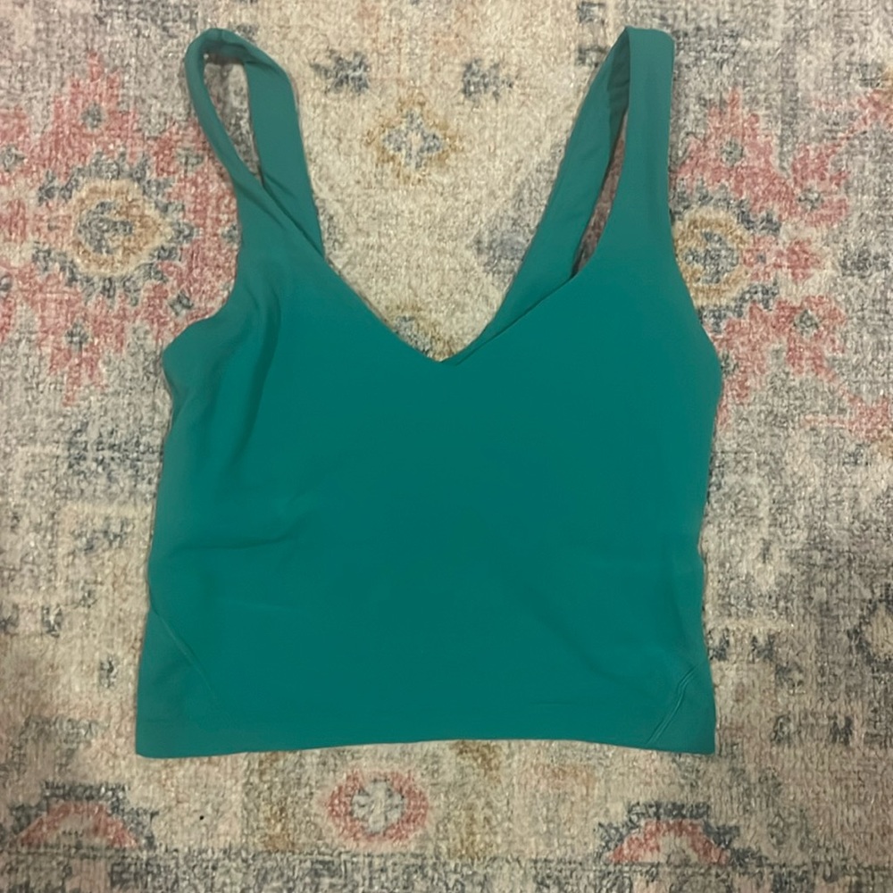 Kelly green lululemon align tank top,super pretty good for spring. Built-in bra.
